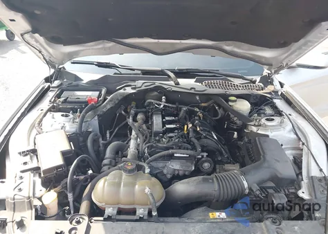 2015 Ford Mustang Ecoboost из США, поврежденный, VIN 1FA6P8THXF5391200